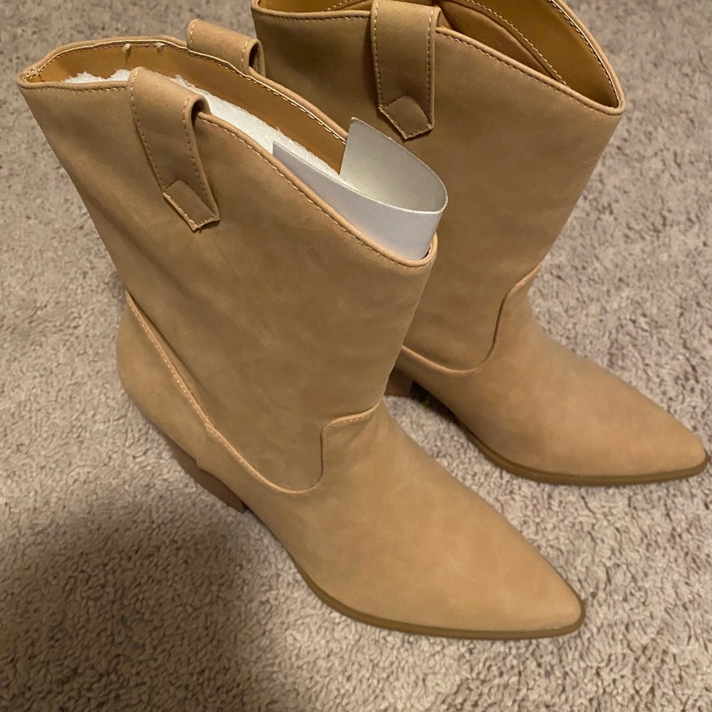 Tan heeled boots